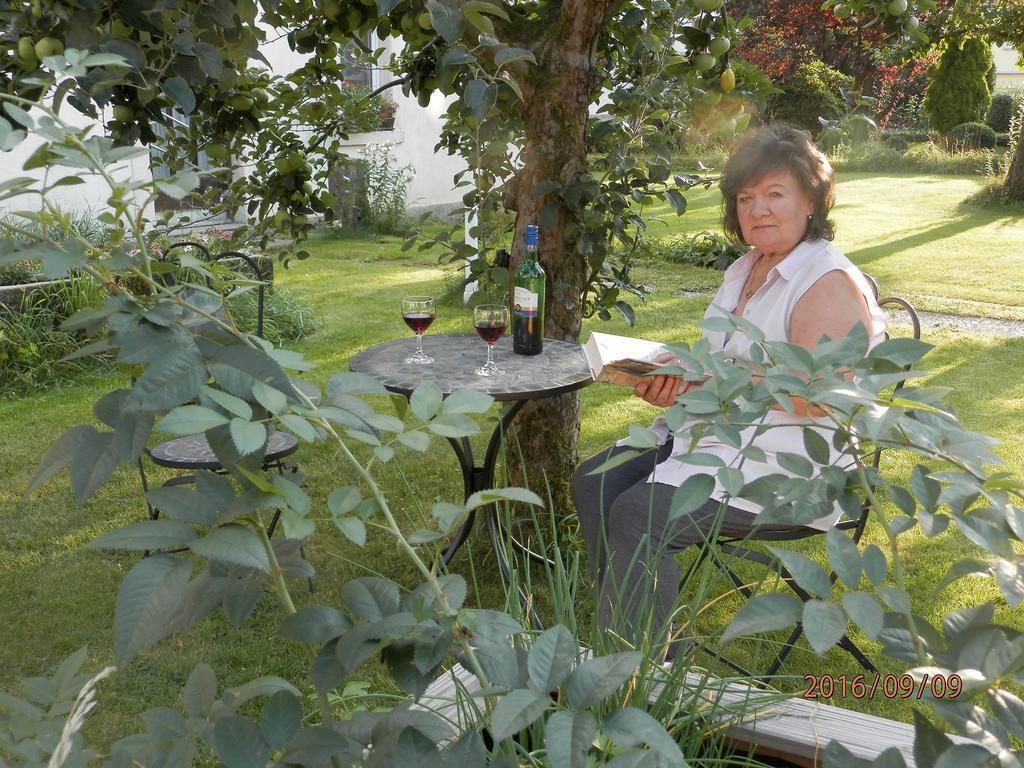 Ferienwohnungen Haus Waltraud Steinwiesen エクステリア 写真